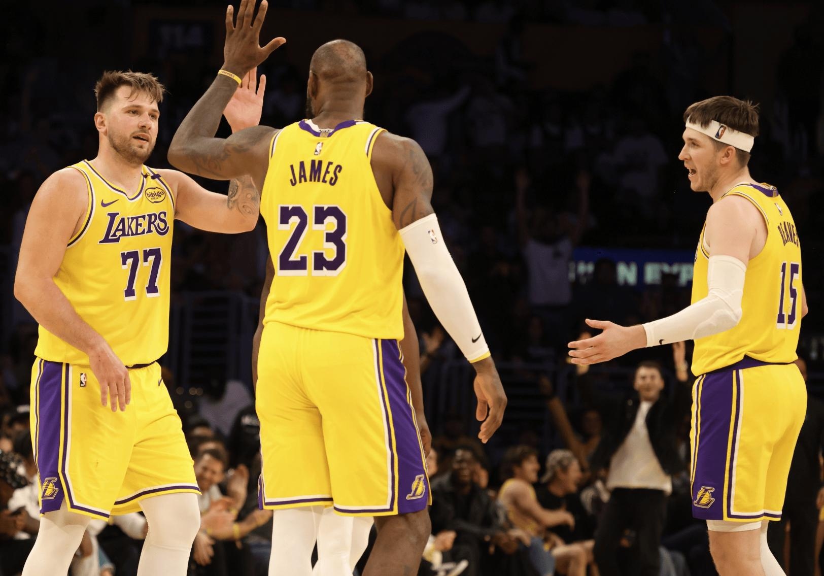 湖人击败灰熊迎首胜