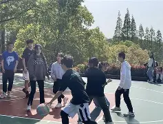 乌迪内斯的比赛动图 乌迪内斯的比赛动图